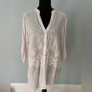 Elegant White Lace Women's Top